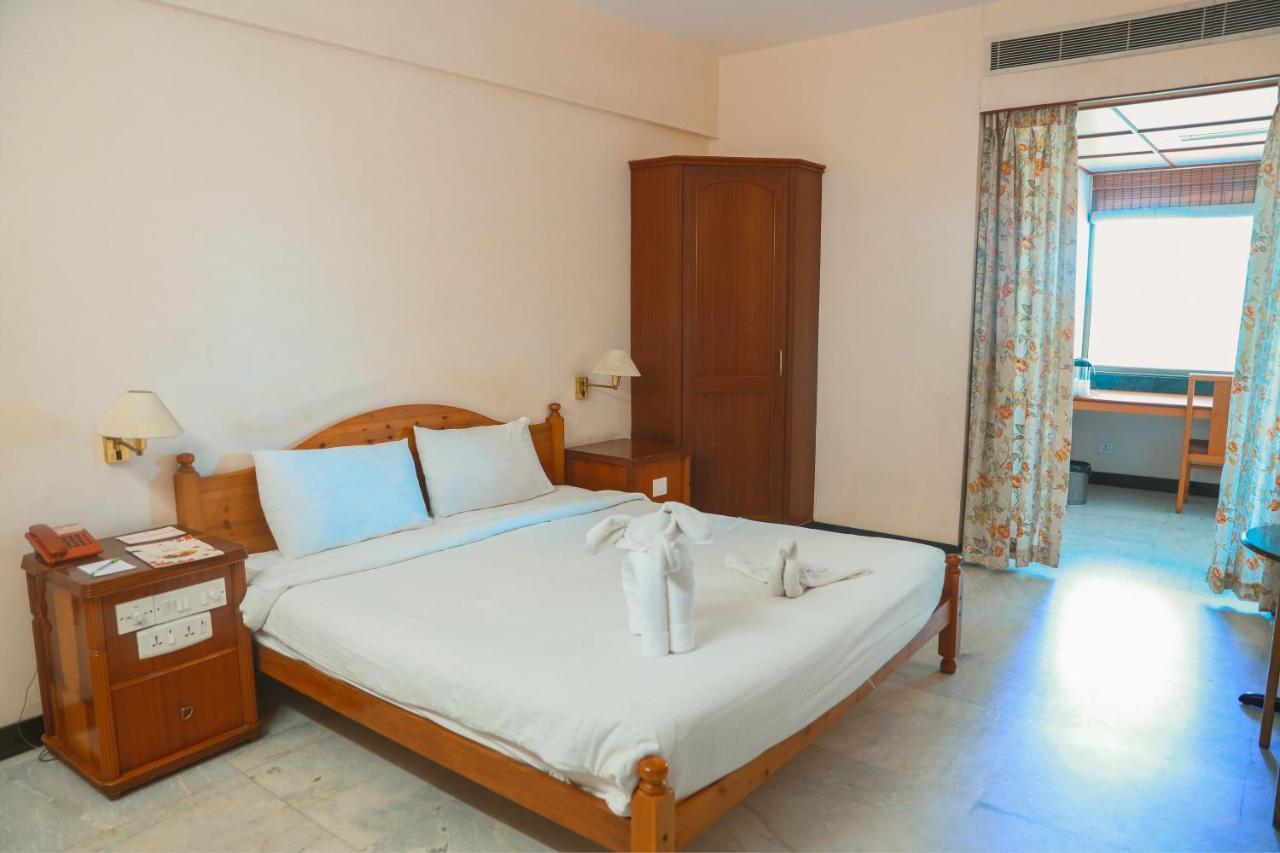 Bell Hotel Sivakasi Ngoại thất bức ảnh