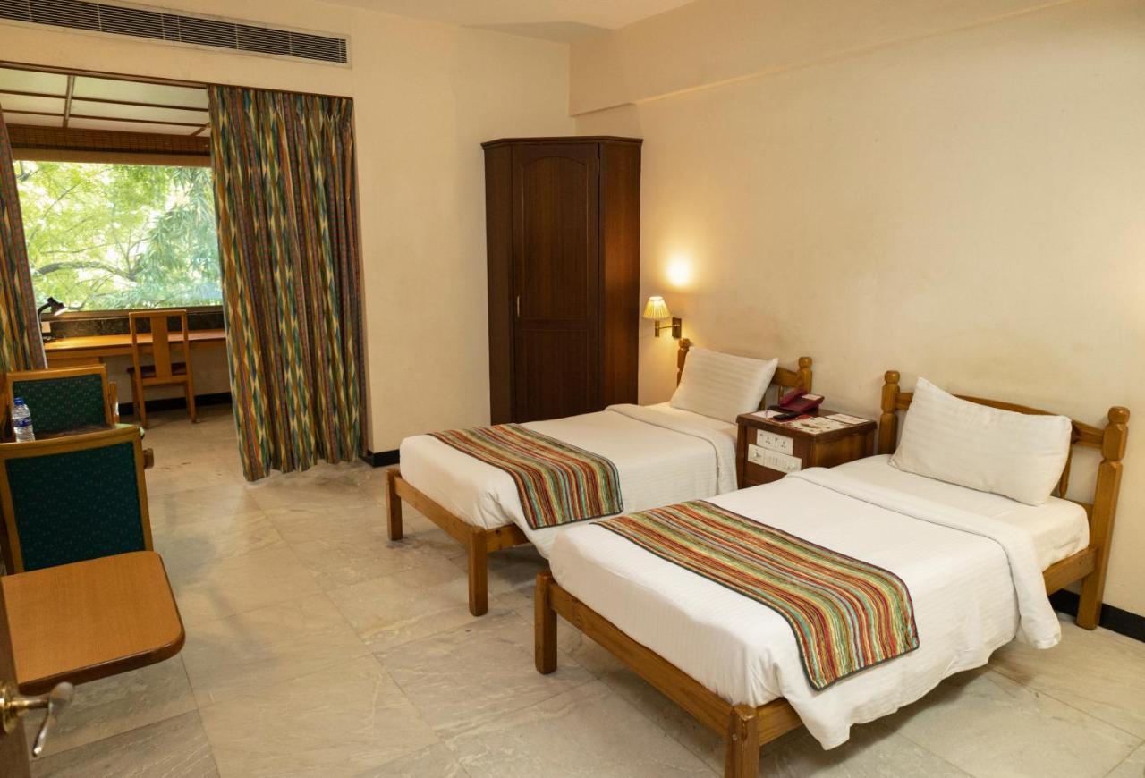Bell Hotel Sivakasi Ngoại thất bức ảnh