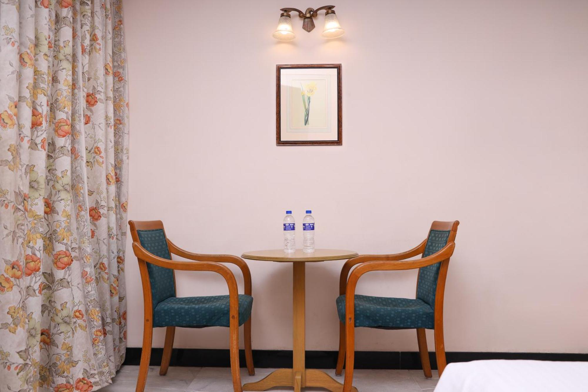 Bell Hotel Sivakasi Ngoại thất bức ảnh