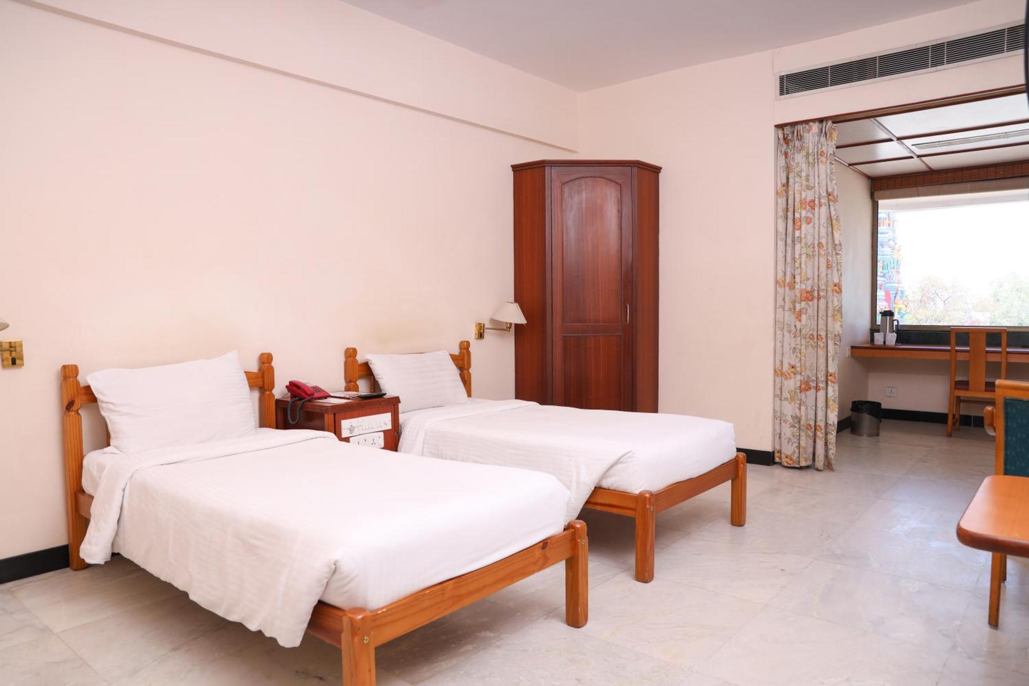 Bell Hotel Sivakasi Ngoại thất bức ảnh