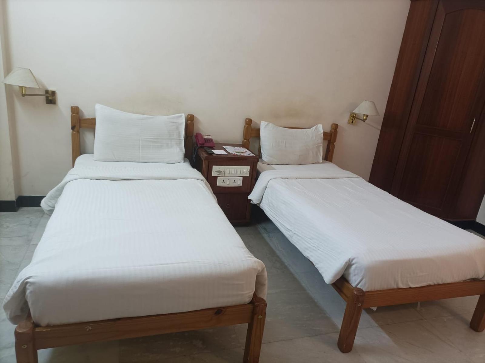 Bell Hotel Sivakasi Ngoại thất bức ảnh